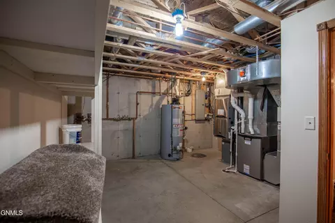 Other - 7400 Chestnut Dr, Bismarck, ND 58504 photo 29 of 35