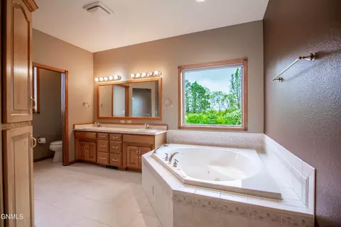 Bath - 7400 Chestnut Dr, Bismarck, ND 58504 photo 1 of 12