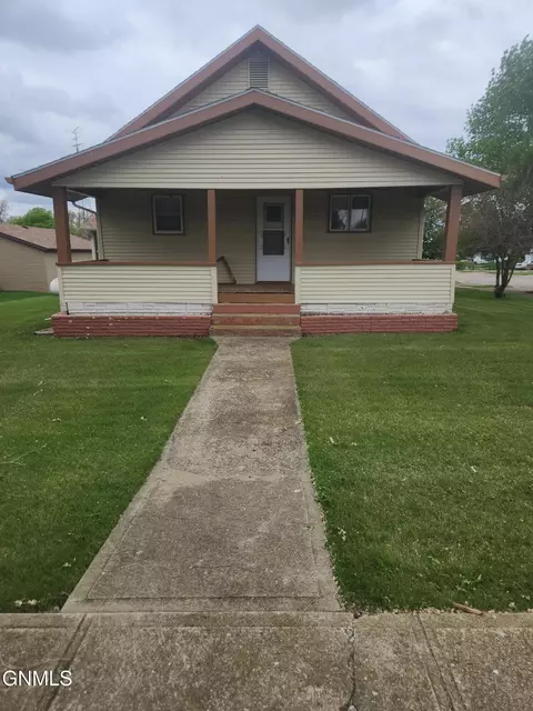 214 3rd Ave E, New Leipzig, ND 58562