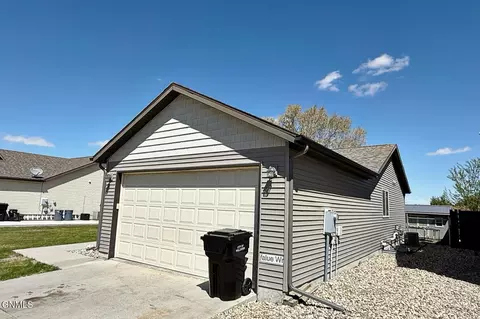 2618 Bradford Ct, Williston, ND 58801 photo 38
