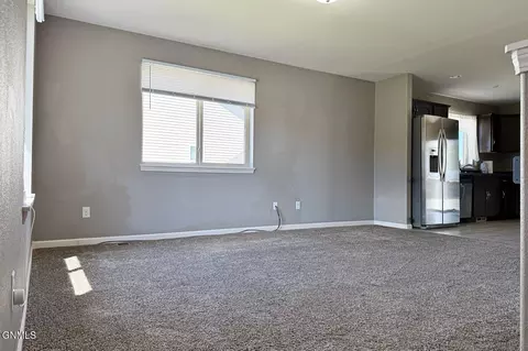 2618 Bradford Ct, Williston, ND 58801 photo 8