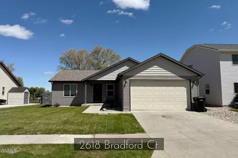 2618 Bradford Ct, Williston, ND 58801