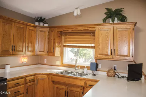 Kitchen - 3219 Devon Dr, Bismarck, ND 58504 photo 3 of 3