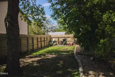 Exterior - 3219 Devon Dr, Bismarck, ND 58504 photo 11 of 14