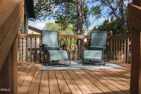 Exterior - 3219 Devon Dr, Bismarck, ND 58504 photo 6 of 14