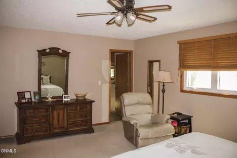 Bedroom - 3219 Devon Dr, Bismarck, ND 58504 photo 1 of 9