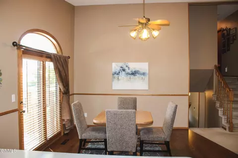Dining - 3219 Devon Dr, Bismarck, ND 58504 photo 2 of 3
