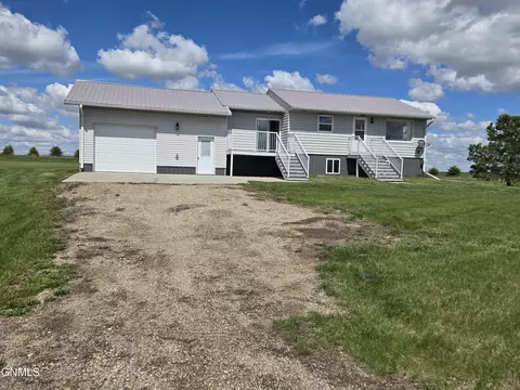 9510 32nd Ave SE, Venturia, ND 58413