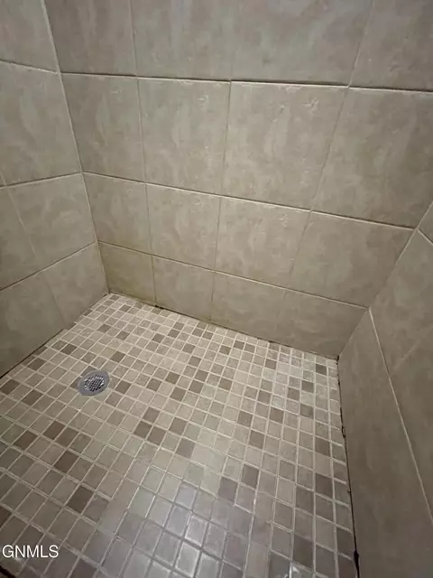 Bath - 950 3rd St N, Carrington, ND 58421 photo 4 of 4