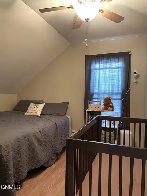 Bedroom - 950 3rd St N, Carrington, ND 58421 photo 6 of 6