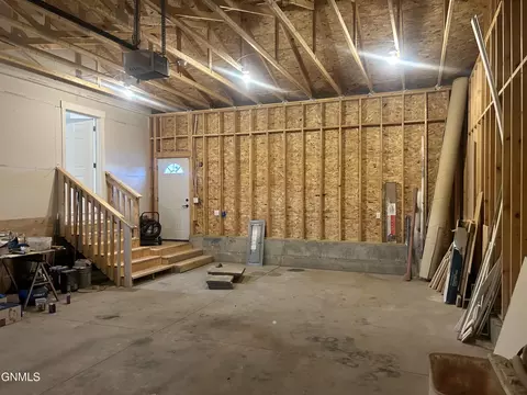 3114 Pheasant Run Pkwy, Williston, ND 58801 photo 25