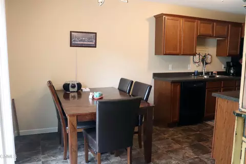 4918 Windsor St, Bismarck, ND 58503 photo 6