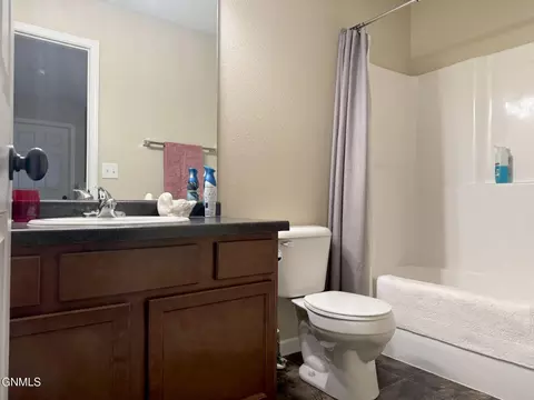 4918 Windsor St, Bismarck, ND 58503 photo 21