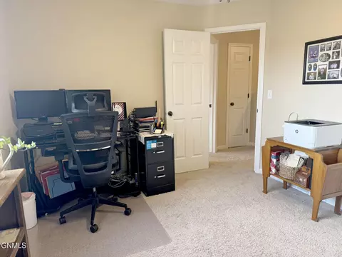 4918 Windsor St, Bismarck, ND 58503 photo 20