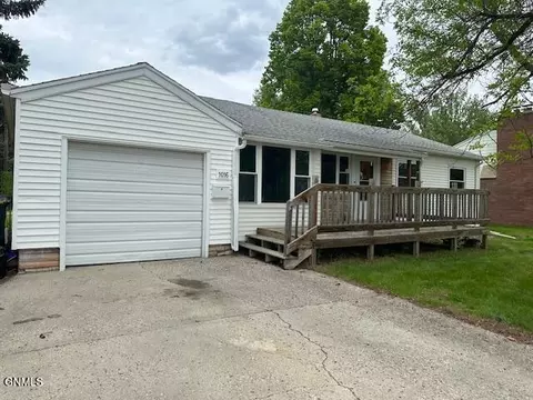 1016 W Ave C, Bismarck, ND 58501