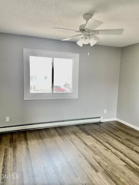 3231 Rosser Ave, Bismarck, ND 58501 photo 15
