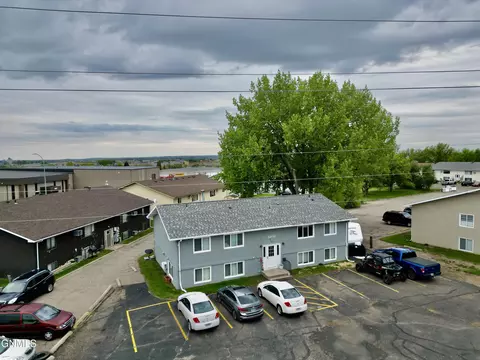 3231 Rosser Ave, Bismarck, ND 58501 photo 3
