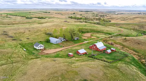 6794 Highway 1806, Zap, ND 58580