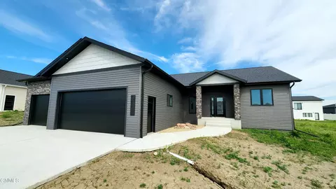 3907 Nickel St, Bismarck, ND 58503