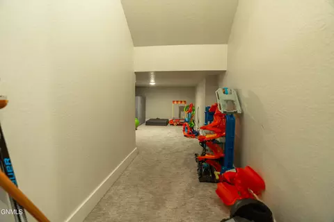 Entry Way - 406 Cobblestone Loop SW, Mandan, ND 58554 photo 6 of 6