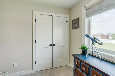 Other - 406 Cobblestone Loop SW, Mandan, ND 58554 photo 9 of 19