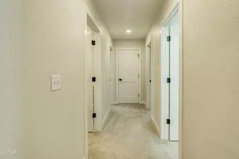 Entry Way - 406 Cobblestone Loop SW, Mandan, ND 58554 photo 5 of 6