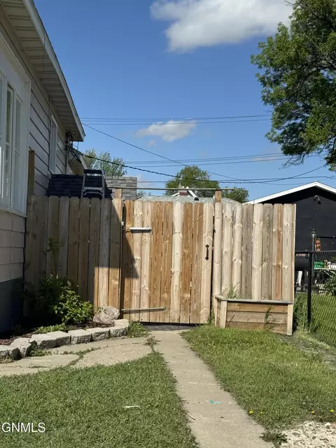 Other - 719 1st Ave W, Williston, ND 58801 photo 1 of 10