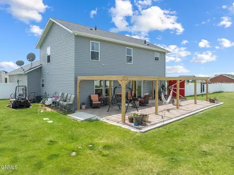 13351 River Meadow St, Williston, ND 58801 photo 7