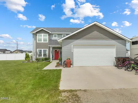 13351 River Meadow St, Williston, ND 58801