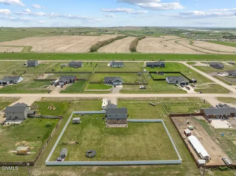 13351 River Meadow St, Williston, ND 58801 photo 14