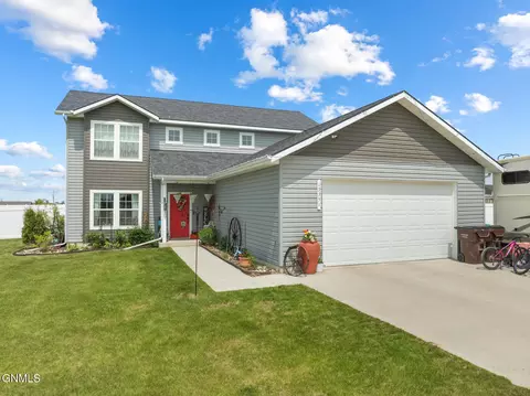 13351 River Meadow St, Williston, ND 58801 photo 2