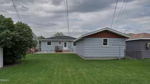 419 14th St, Bismarck, ND 58504 photo 7