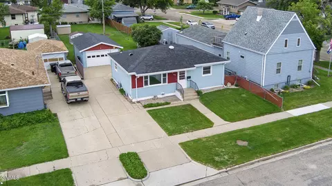 419 14th St, Bismarck, ND 58504 photo 34