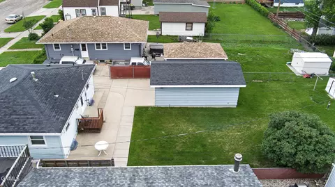 419 14th St, Bismarck, ND 58504 photo 37
