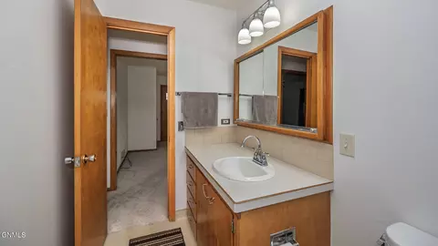 419 14th St, Bismarck, ND 58504 photo 17