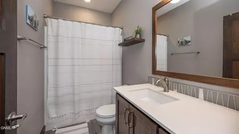 3919 Herd Pl, Bismarck, ND 58503 photo 23