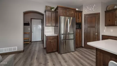 3919 Herd Pl, Bismarck, ND 58503 photo 12