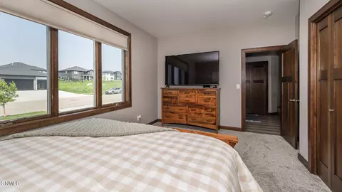 3919 Herd Pl, Bismarck, ND 58503 photo 22