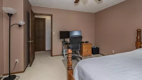 Bedroom - 201 E Brandon Dr, Bismarck, ND 58503 photo 2 of 7