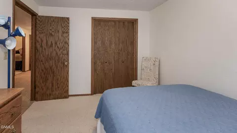 Bedroom - 201 E Brandon Dr, Bismarck, ND 58503 photo 7 of 7