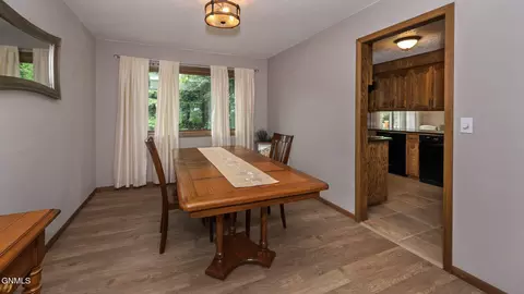 Dining - 201 E Brandon Dr, Bismarck, ND 58503 photo 2 of 3