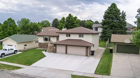 201 E Brandon Dr, Bismarck, ND 58503