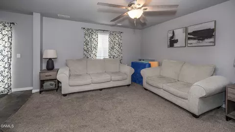 4523 Corvette St NW, Mandan, ND 58554 photo 5