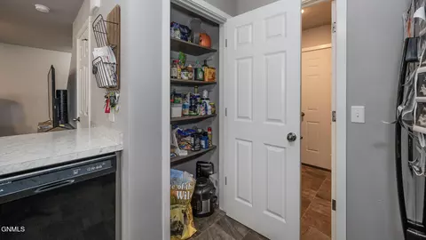 4523 Corvette St NW, Mandan, ND 58554 photo 14