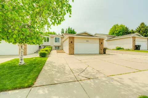 Exterior - 3916 Lockport St, Bismarck, ND 58503 photo 9 of 9