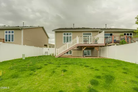 Exterior - 1724 Calgary Loop, Bismarck, ND 58503 photo 6 of 10