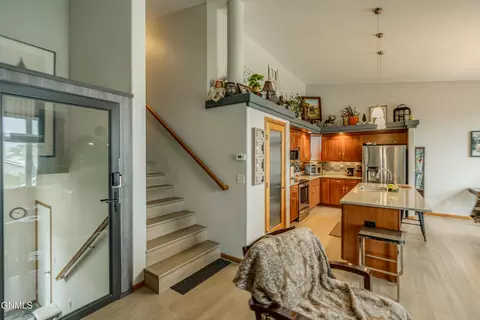 Entry Way - 1724 Calgary Loop, Bismarck, ND 58503 photo 4 of 6