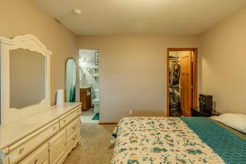 Bedroom - 1724 Calgary Loop, Bismarck, ND 58503 photo 4 of 5