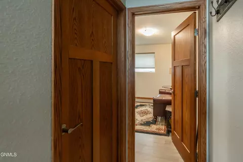 Entry Way - 1724 Calgary Loop, Bismarck, ND 58503 photo 6 of 6
