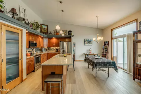 Kitchen - 1724 Calgary Loop, Bismarck, ND 58503 photo 1 of 11